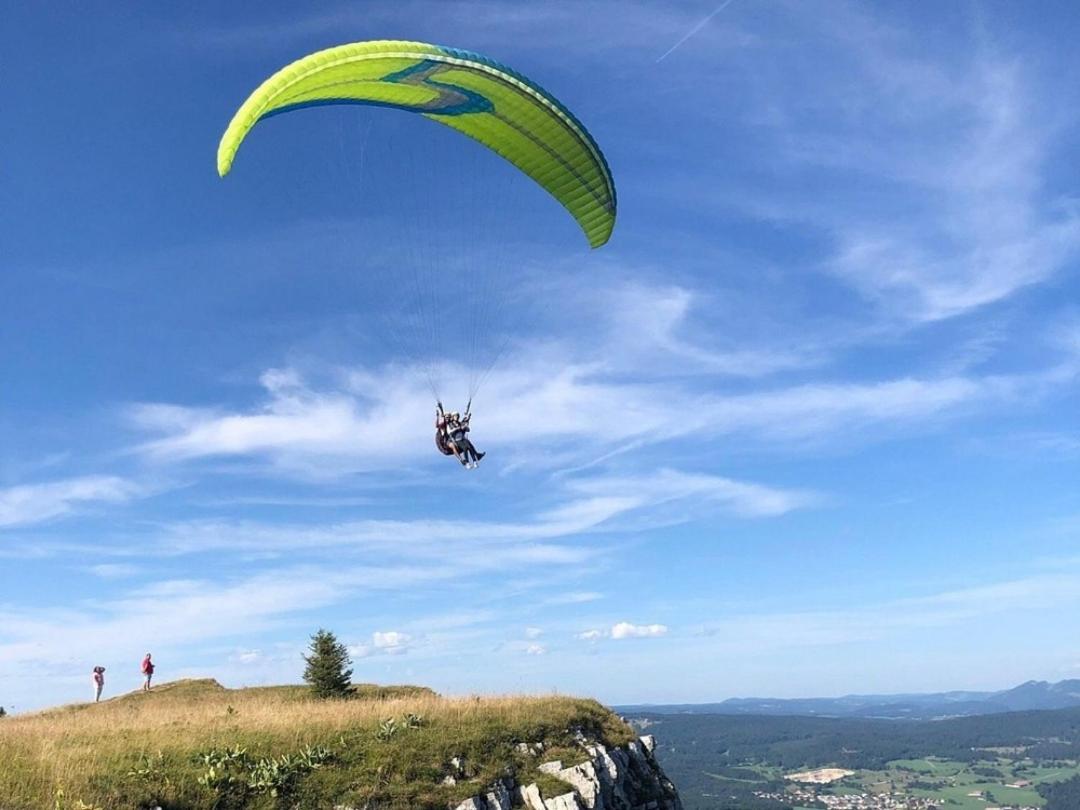Place Royale Pour 10 A 12 Personnes A 30 Met Des Pistes De Ski Et Vtt Métabief Exterior foto