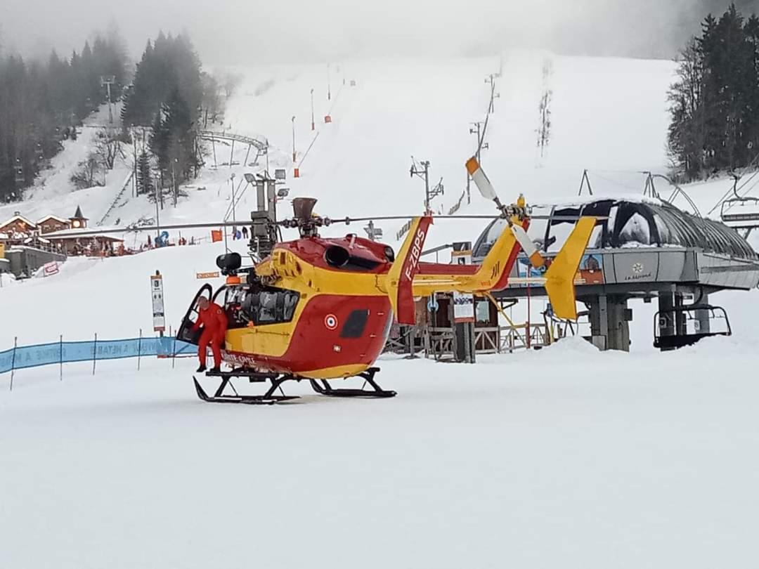 Place Royale Pour 10 A 12 Personnes A 30 Met Des Pistes De Ski Et Vtt Métabief Exterior foto