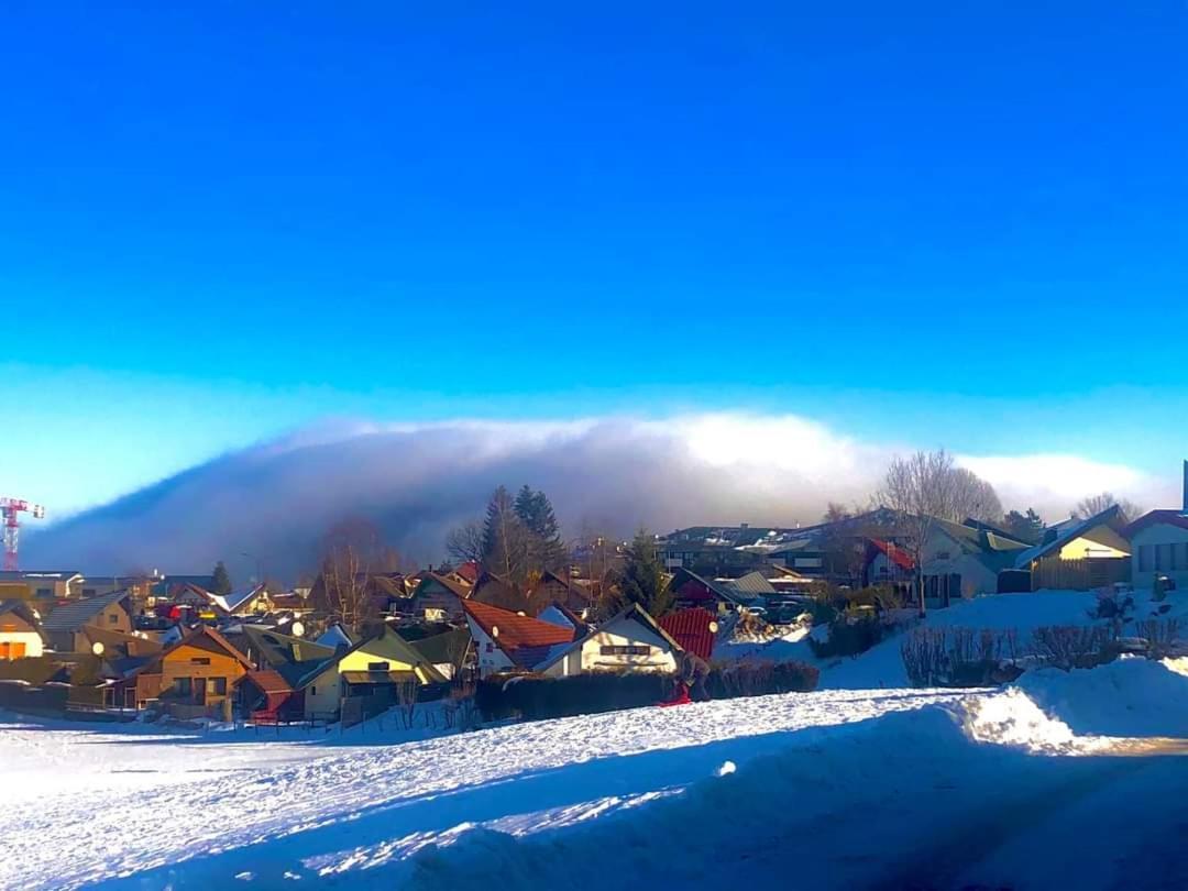 Place Royale Pour 10 A 12 Personnes A 30 Met Des Pistes De Ski Et Vtt Métabief Exterior foto